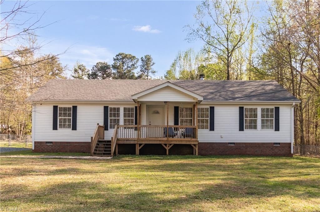 Photo of 4508 Schoolway Drive, Greensboro, NC 27406 (MLS # 1213670)