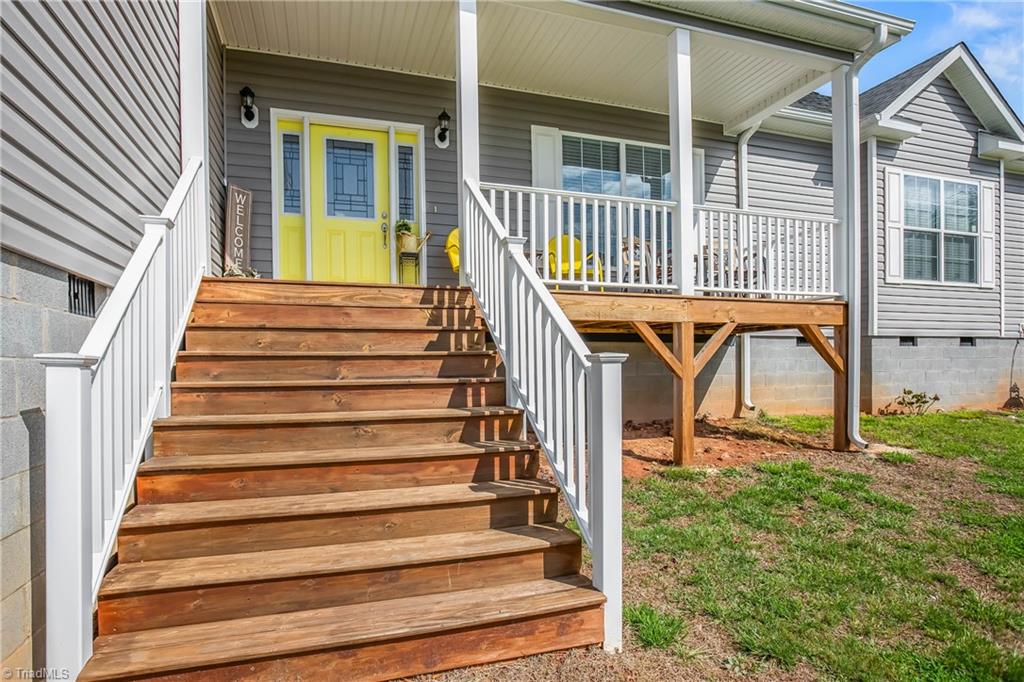 724 Tom Cook Road, Pilot Mountain, North Carolina image 4