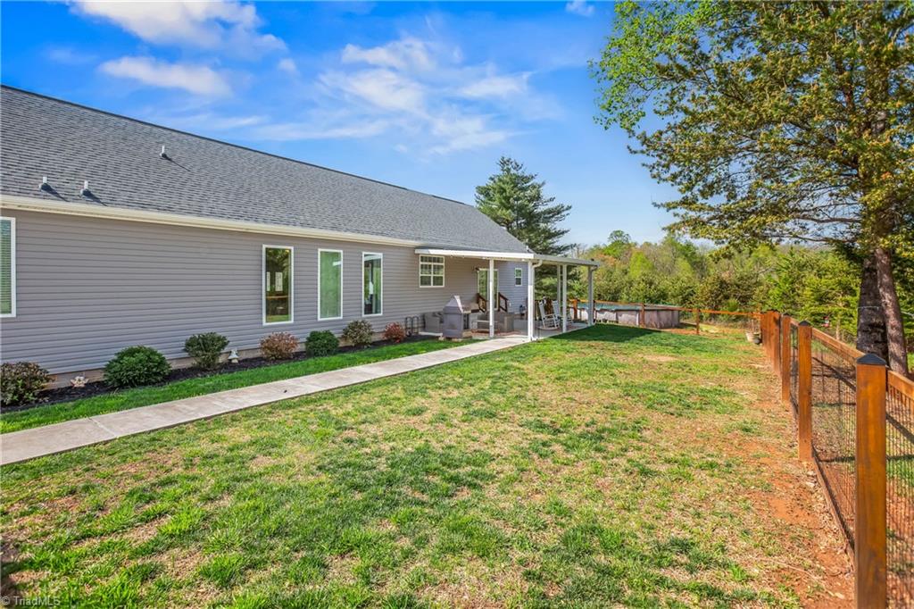 724 Tom Cook Road, Pilot Mountain, North Carolina image 37