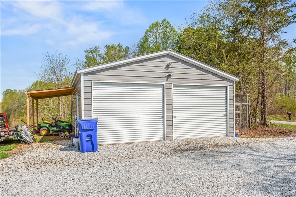 724 Tom Cook Road, Pilot Mountain, North Carolina image 40