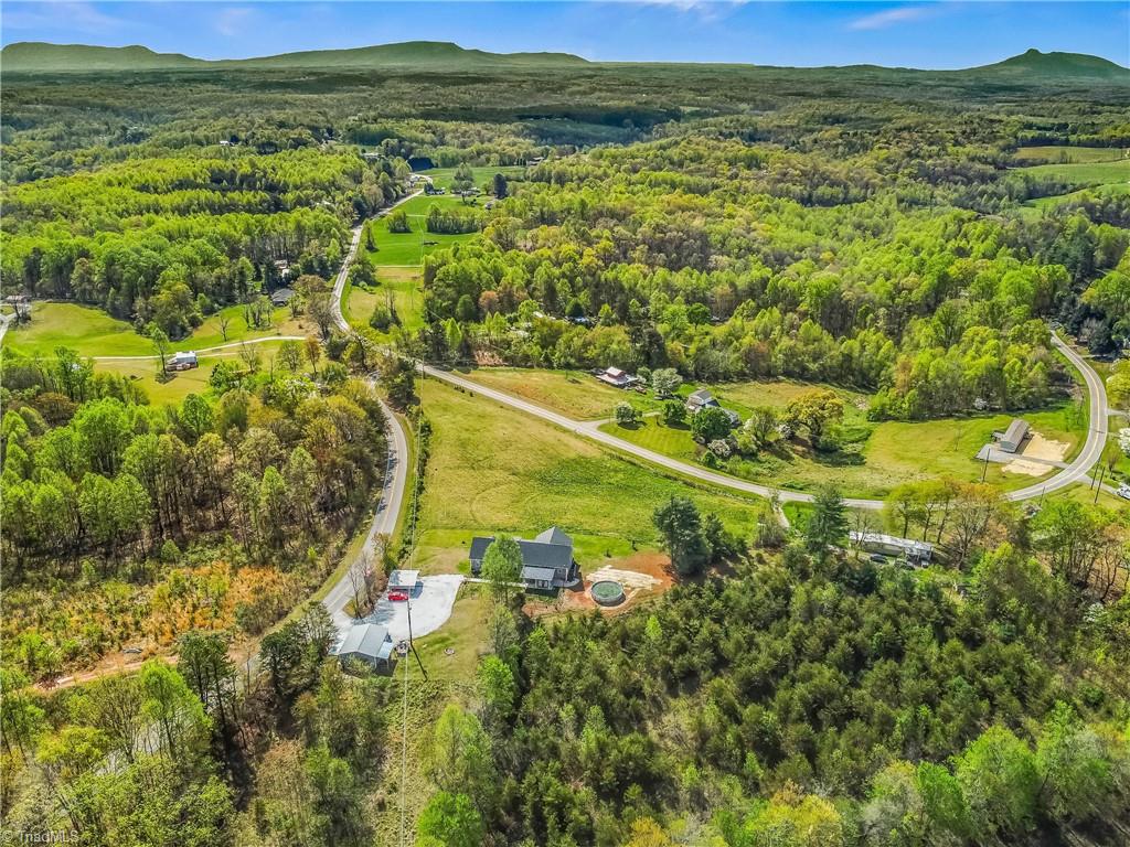 724 Tom Cook Road, Pilot Mountain, North Carolina image 44