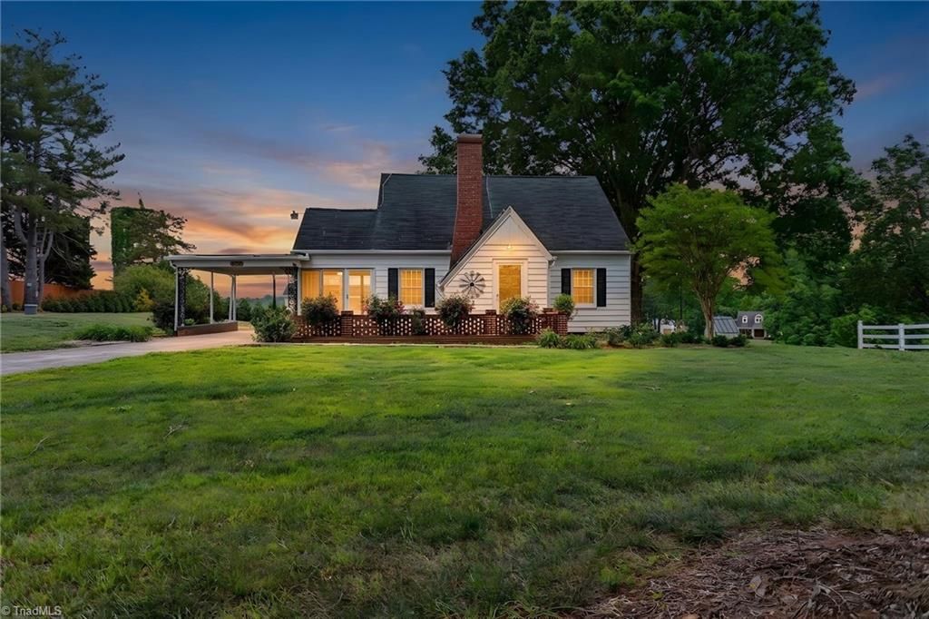 Photo of 4020 Rockford Road, Boonville, NC 27011 (MLS # 1219093)