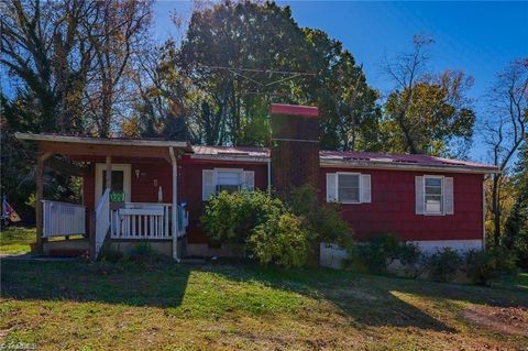 A home in Elkin