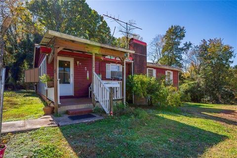 A home in Elkin