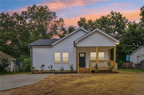 Photo for 429 Cleveland Court