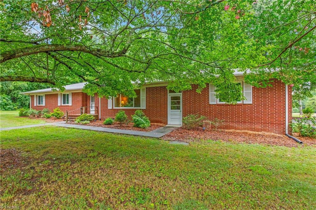 Photo of 5228 Weatherly Road, Greensboro, NC 27406 (MLS # 1230437)