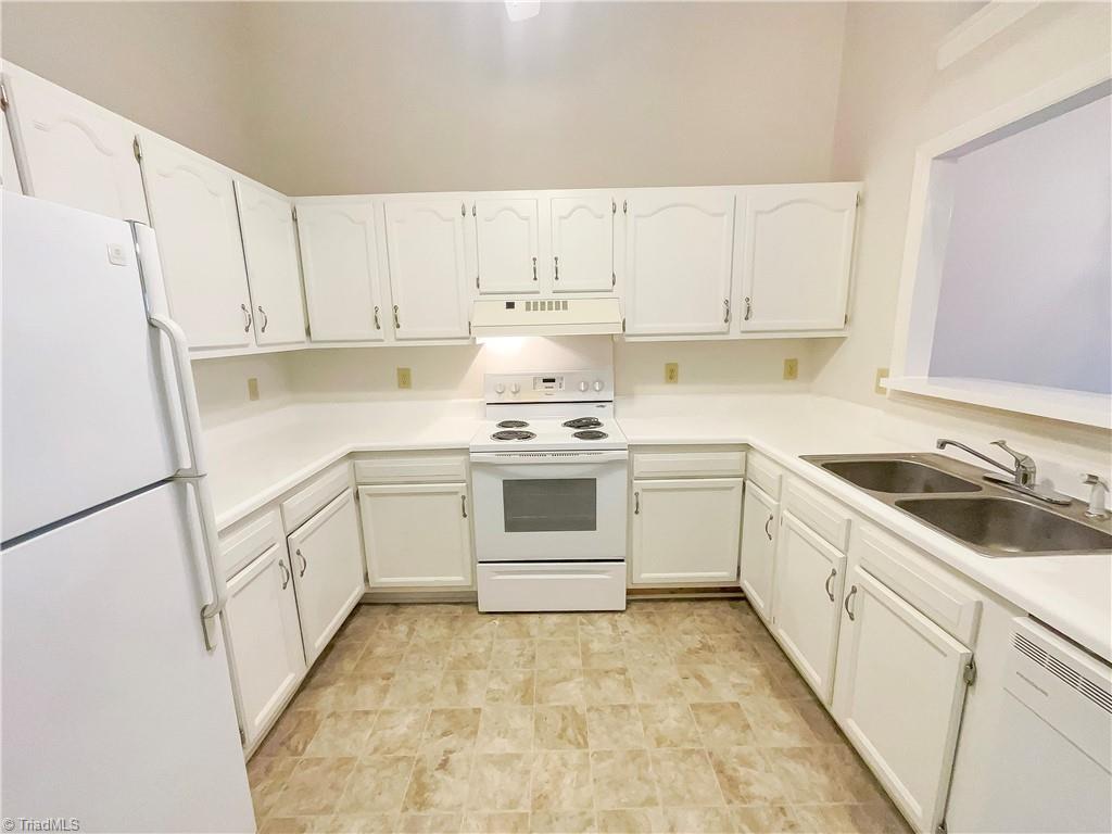 3131 High Bridge Circle