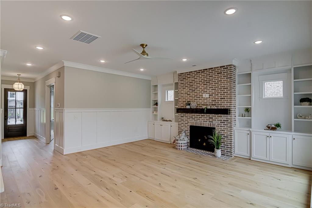 1181 Maple Chase Lane