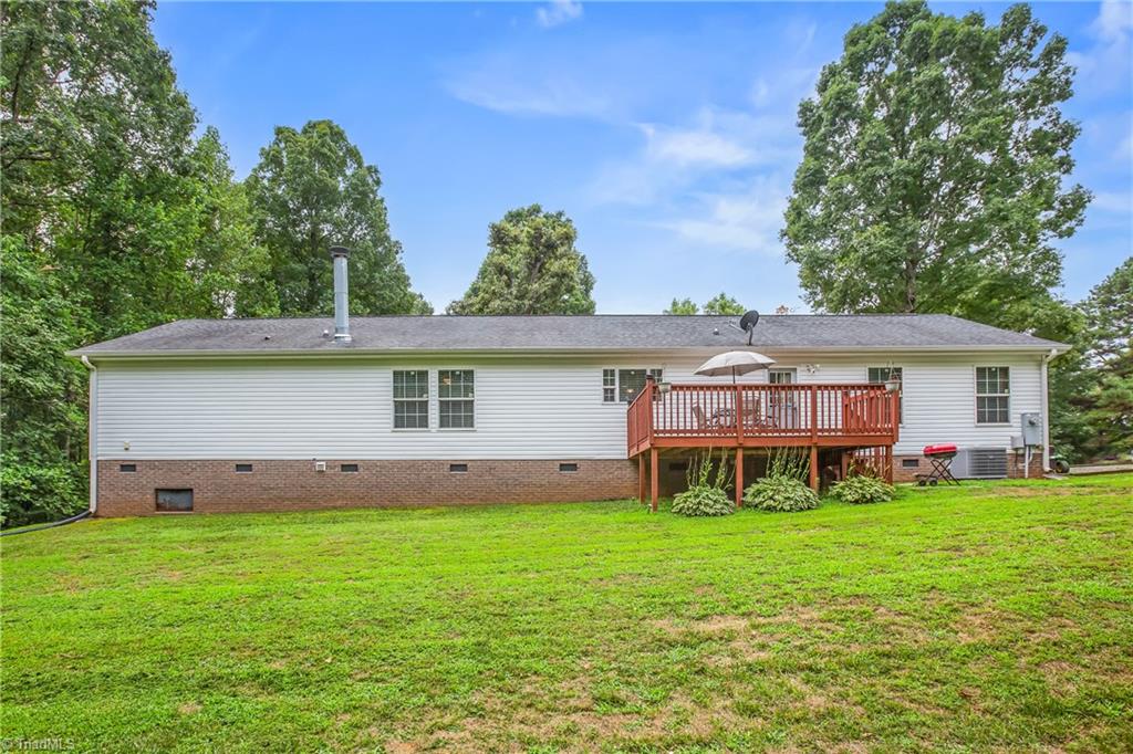 1030 Endeavour Lane, Walnut Cove, North Carolina image 35