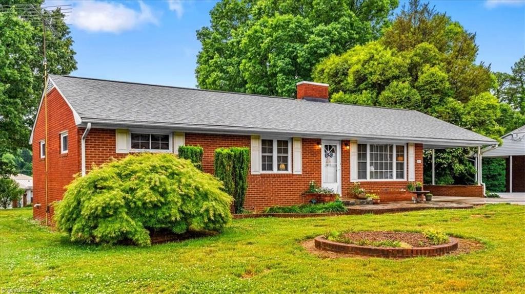 Photo of 440 Eldorado Road, Asheboro, NC 27205 (MLS # 1219210)