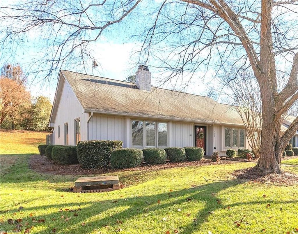 Photo of 4420 Cove Cay Lane, Greensboro, NC 27410 (MLS # 1203535)