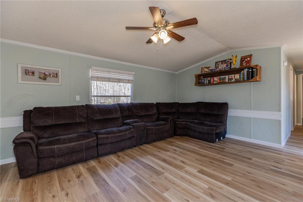 220 Dowell Drive, Roaring River, North Carolina image 20