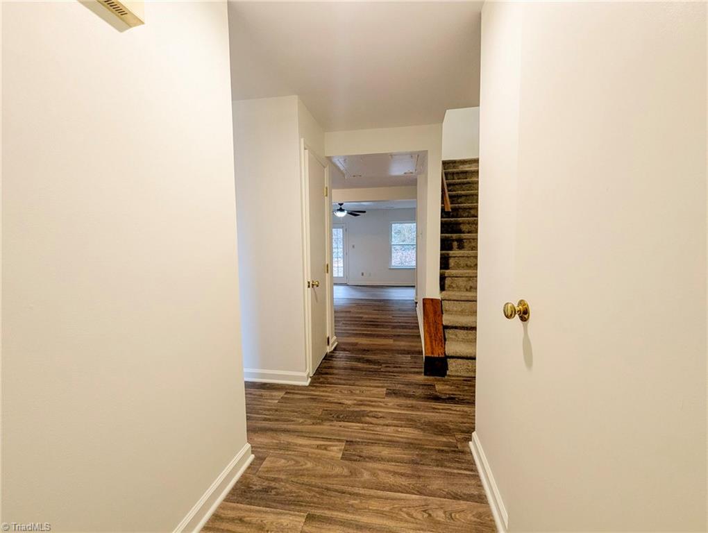 1819 Fox Sterling Drive