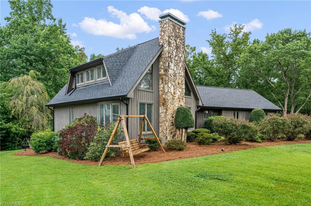 Photo of 4763 Pineview Drive, Trinity, NC 27370 (MLS # 1230346)