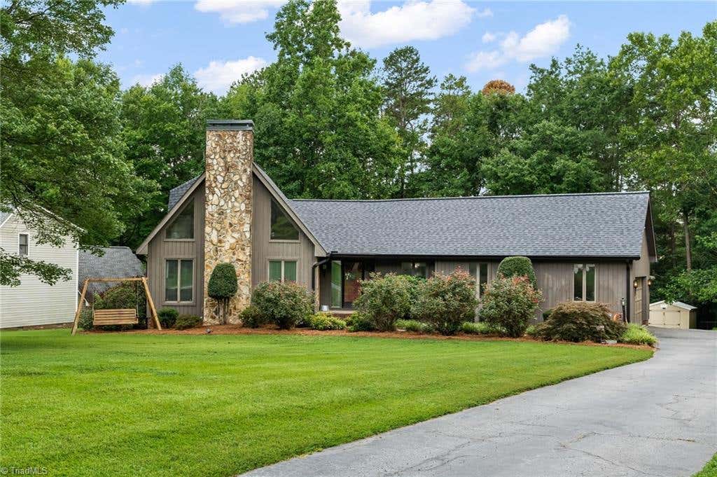 Photo of 4763 Pineview Drive, Trinity, NC 27370 (MLS # 1230346)