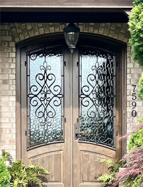 A home in Kernersville