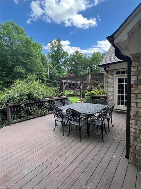 A home in Kernersville