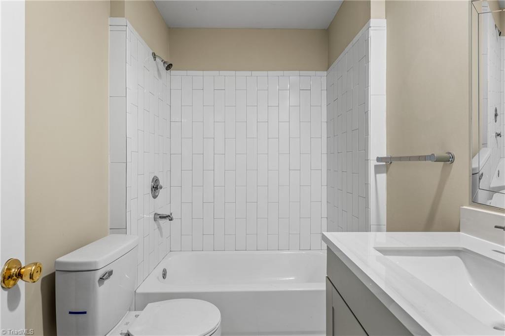 1105 W Florida Street, Greensboro, North Carolina image 33
