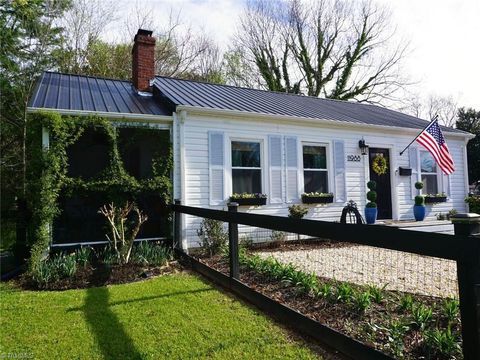 Homes For Sale - 11988 Broad Street<br/> Caswell County, Milton, NC 27305