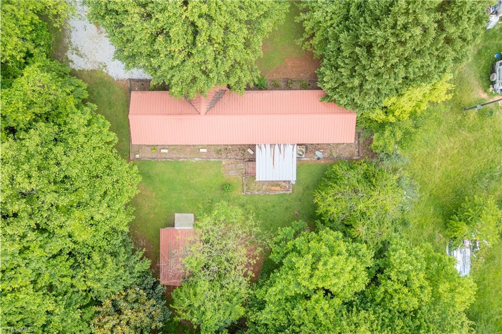 137 W Crosswinds Court, Mount Airy, North Carolina image 41