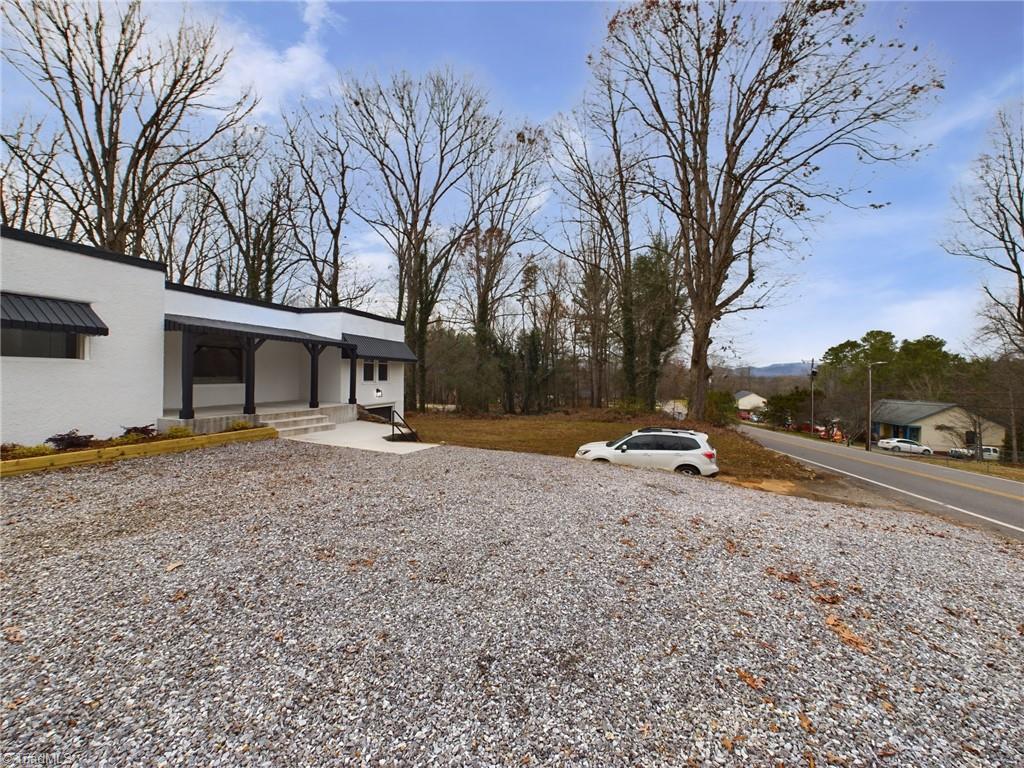 555 Old Wilkesboro Road, Taylorsville, North Carolina image 28