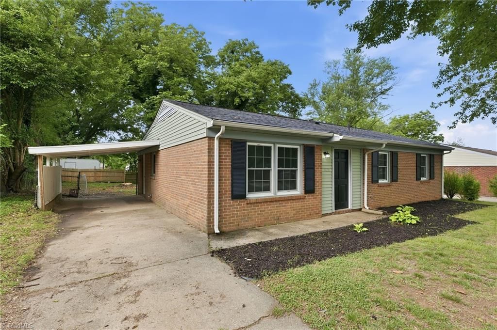 Photo of 908 Ashe Street, Greensboro, NC 27406 (MLS # 1222157)