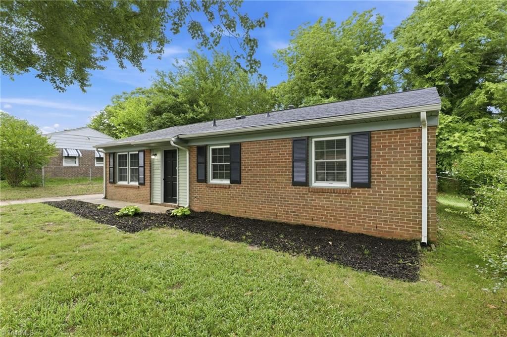 Photo of 908 Ashe Street, Greensboro, NC 27406 (MLS # 1222157)