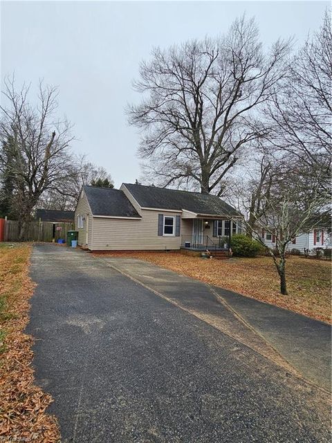 A home in Kernersville