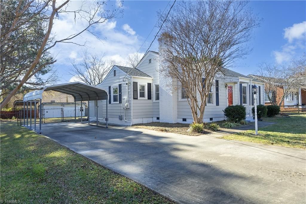 Photo of 120 Westover Street, Graham, NC 27253 (MLS # 1203886)