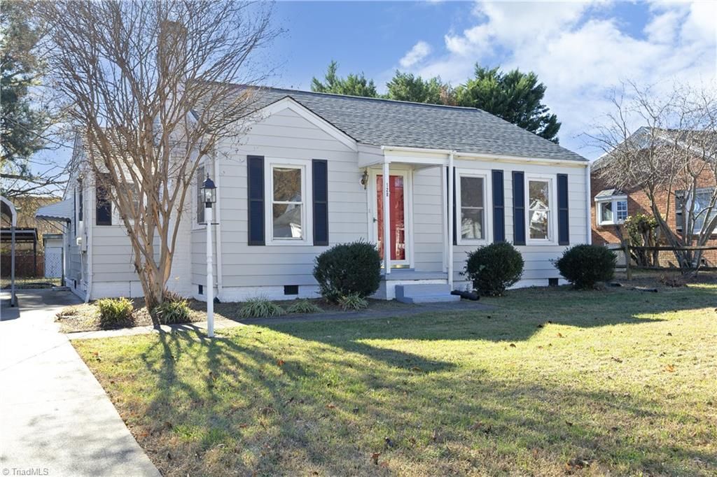 Photo of 120 Westover Street, Graham, NC 27253 (MLS # 1203886)