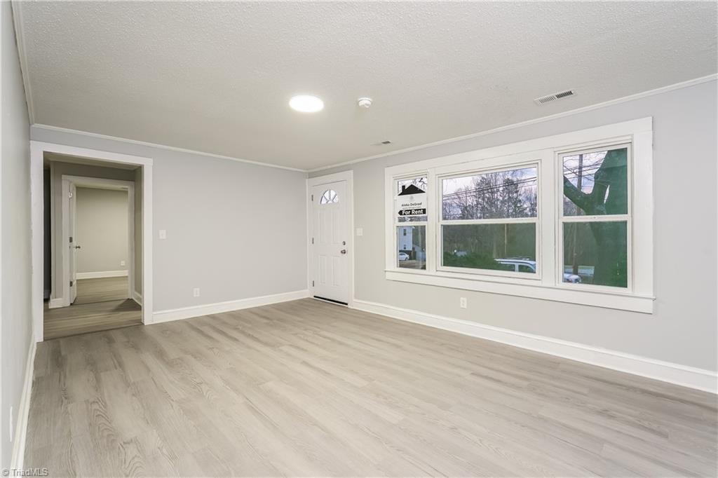 1207 Thomason Street, Lexington, North Carolina image 3