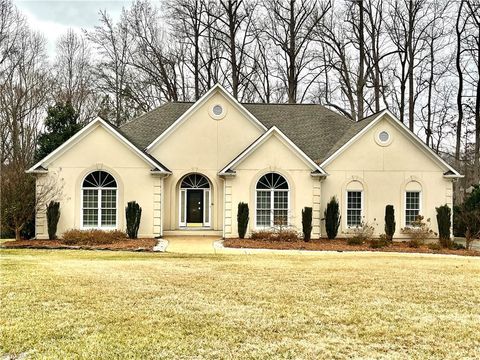 Homes For Sale - 3003 Lodge Drive<br/> Jamestown, NC 27282