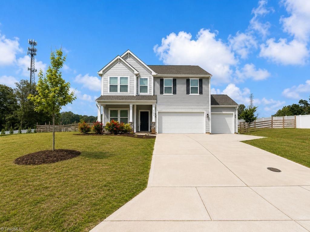 Photo of 3125 Fortnight Road, Pfafftown, NC 27040 (MLS # 1220463)