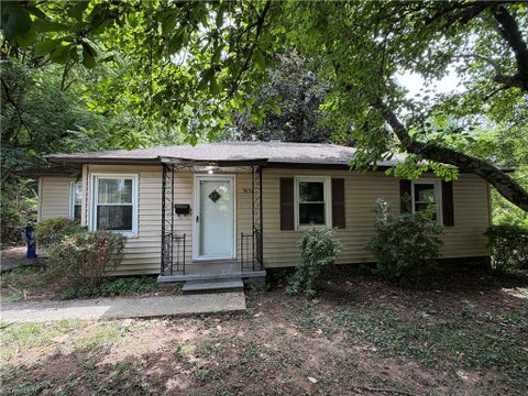 Homes For Sale - 3631 Yale Avenue<br/> Winston-Salem, NC 27107