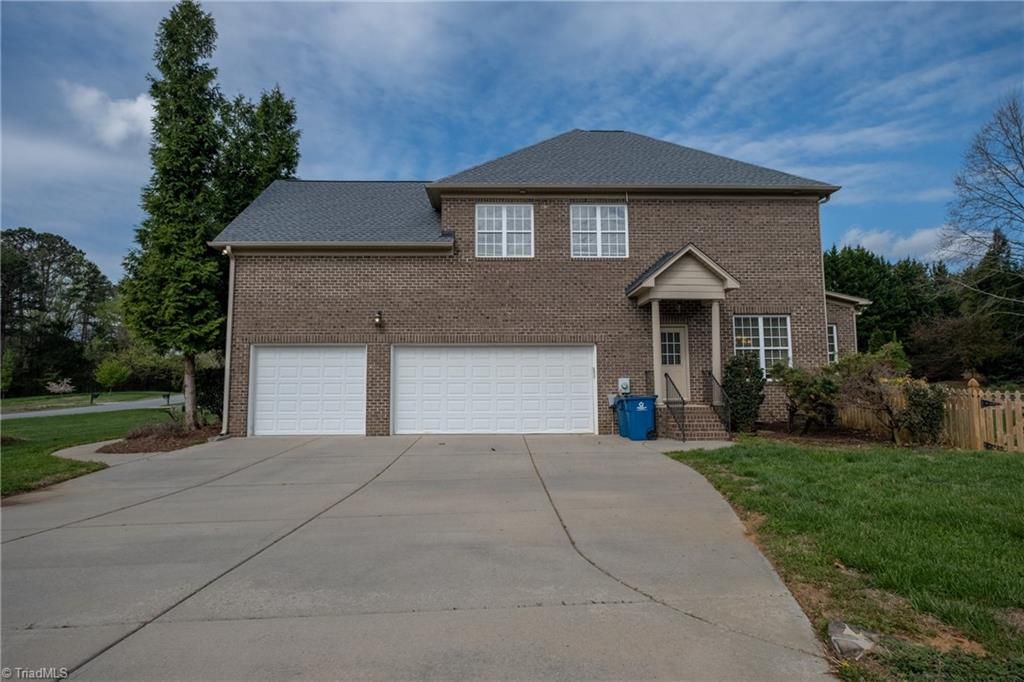 Photo of 6976 Kellam Ridge Drive, Greensboro, NC 27455 (MLS # 1214469)