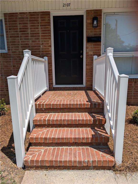 2107 Tuscaloosa Street, Greensboro, North Carolina image 2