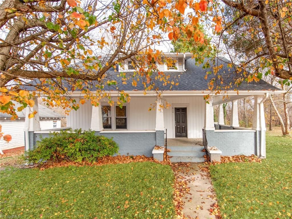 Photo of 612 Thomas Street, Reidsville, NC 27320 (MLS # 1203729)