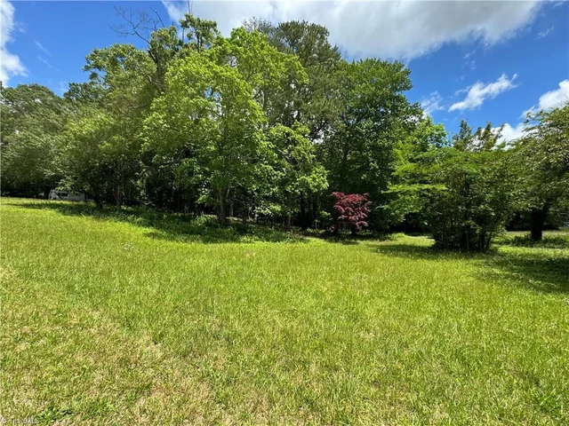 000 Barlow Court, photo 2 of 47