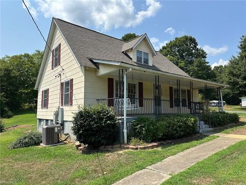 A home in Pine Hall