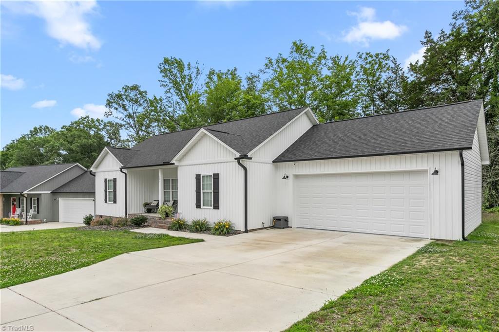 101 Hazy Lane, Thomasville, North Carolina image 2