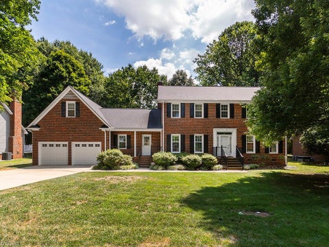 Homes For Sale - 1020 Brookview Drive<br/> Elon, NC 27244
