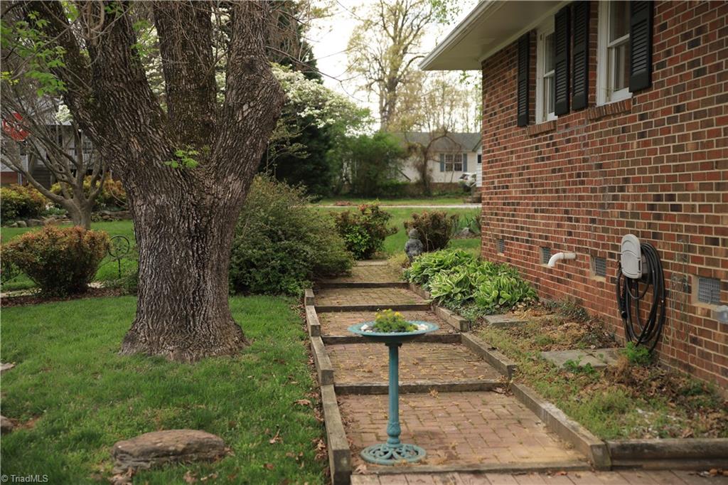 4314 Romaine Street, Greensboro, North Carolina image 2