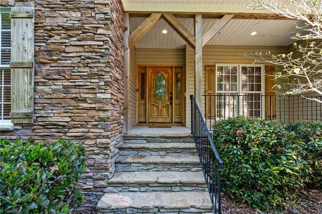 Photo of 3321 Lower Lake Road, Thomasville, NC 27360 (MLS # 1217582)