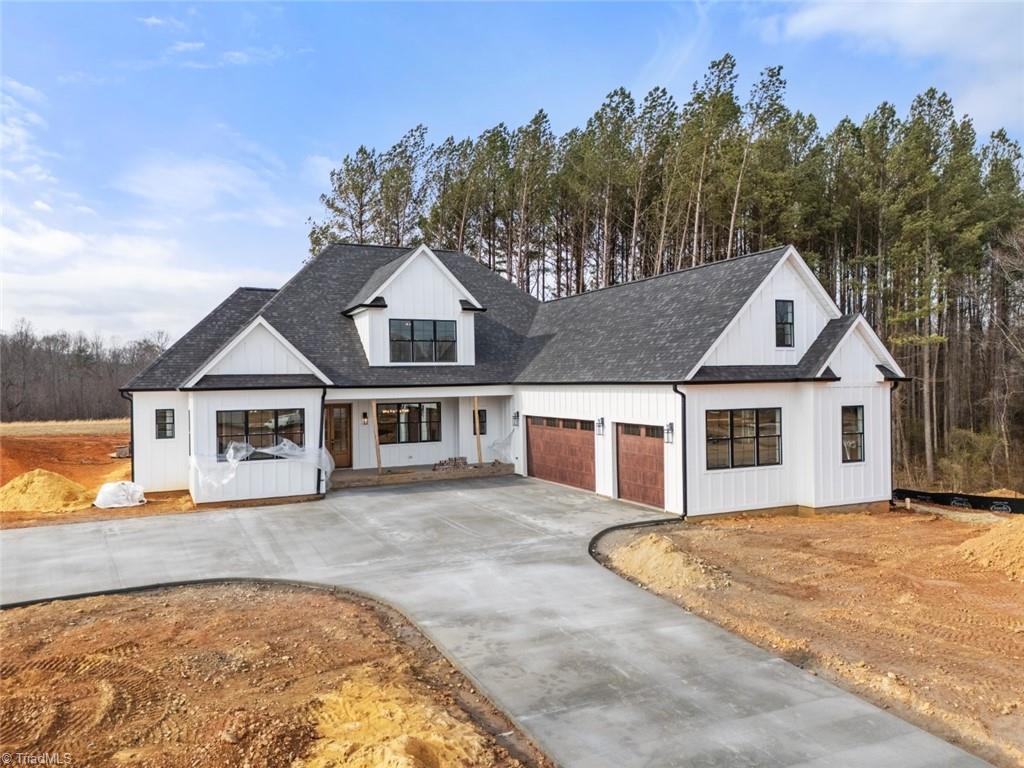 Winston-Salem, North Carolina 27106, United States, 4 Bedrooms Bedrooms, ,4 BathroomsBathrooms,Residential,Active,39287 Winston-Salem, North Carolina 27106, United States, 4 Bedrooms Bedrooms, ,4 BathroomsBathrooms,Residential,Active,39287