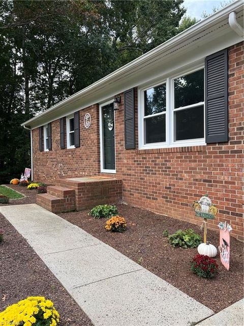 A home in Mount Airy