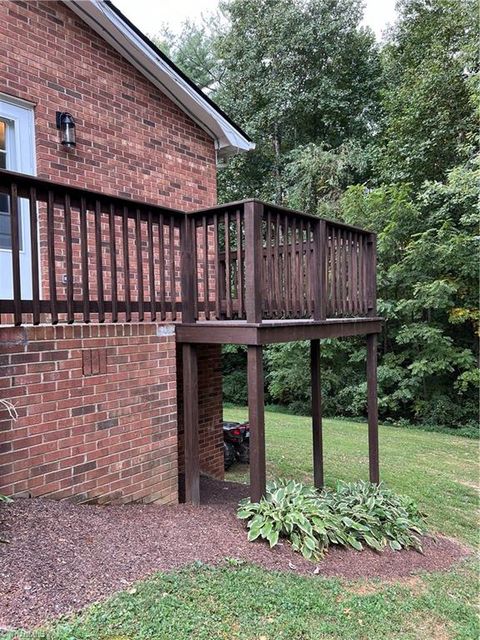 A home in Mount Airy