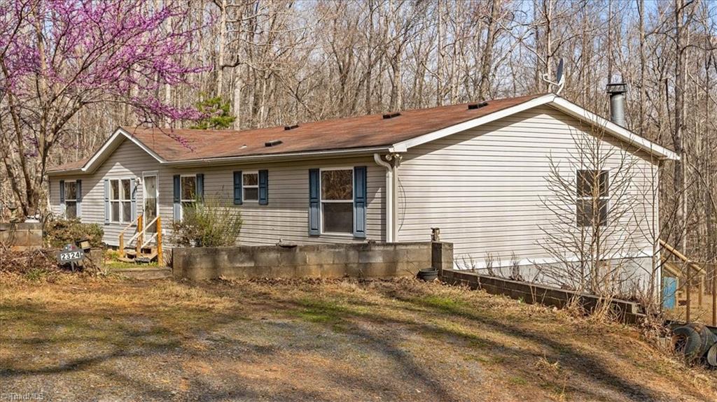2324 Steppingstone Lane, Asheboro, North Carolina image 3