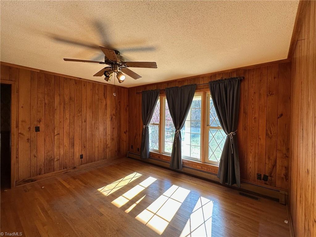 185 Hemlock Lane, State Road, North Carolina image 12