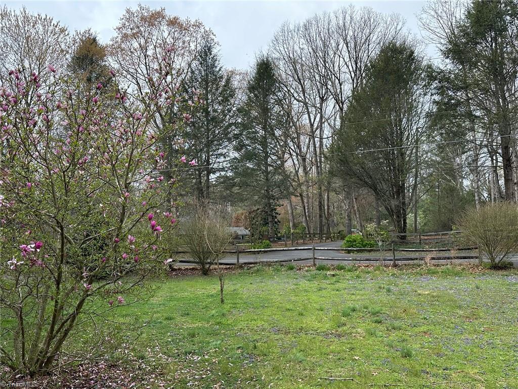 185 Hemlock Lane, State Road, North Carolina image 26