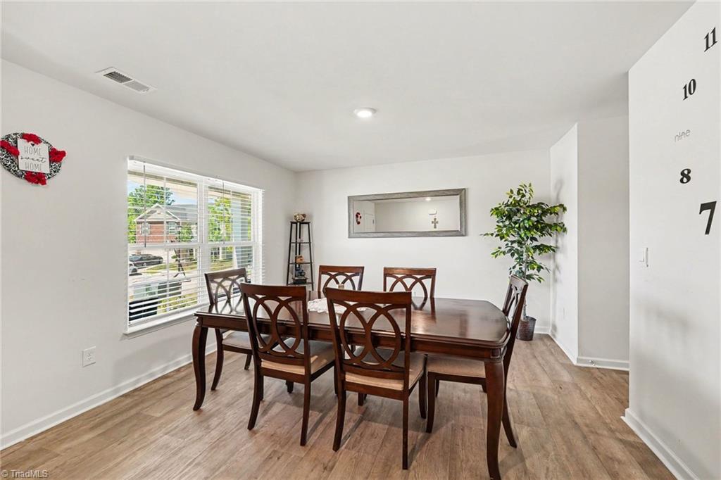 405 Gulliver Court